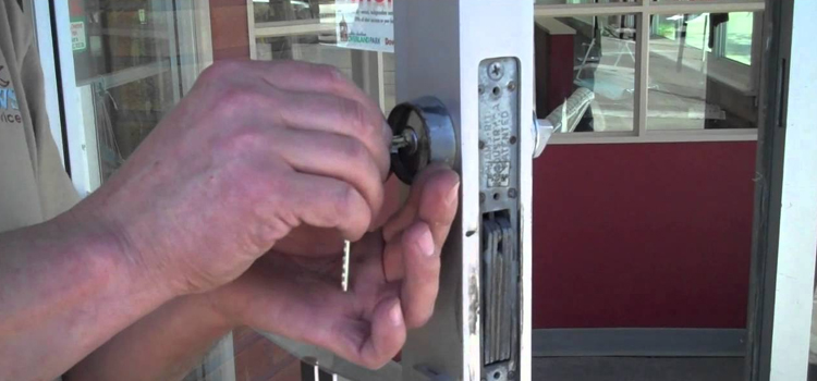 commercial door lock repair Hanford