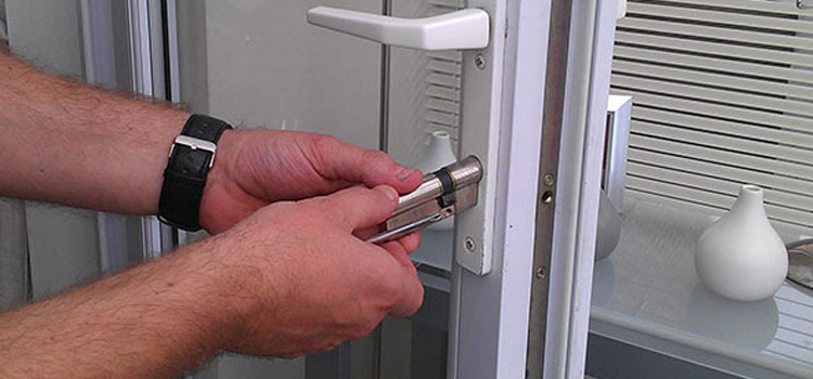 Commercial Door Lock Repair in Hanford